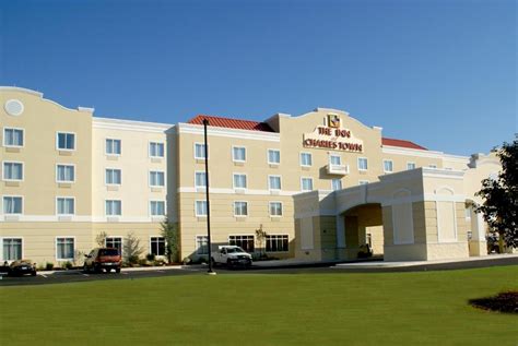 charles town casino hotel - The Inn at Charles Town / Hollywood Casino 